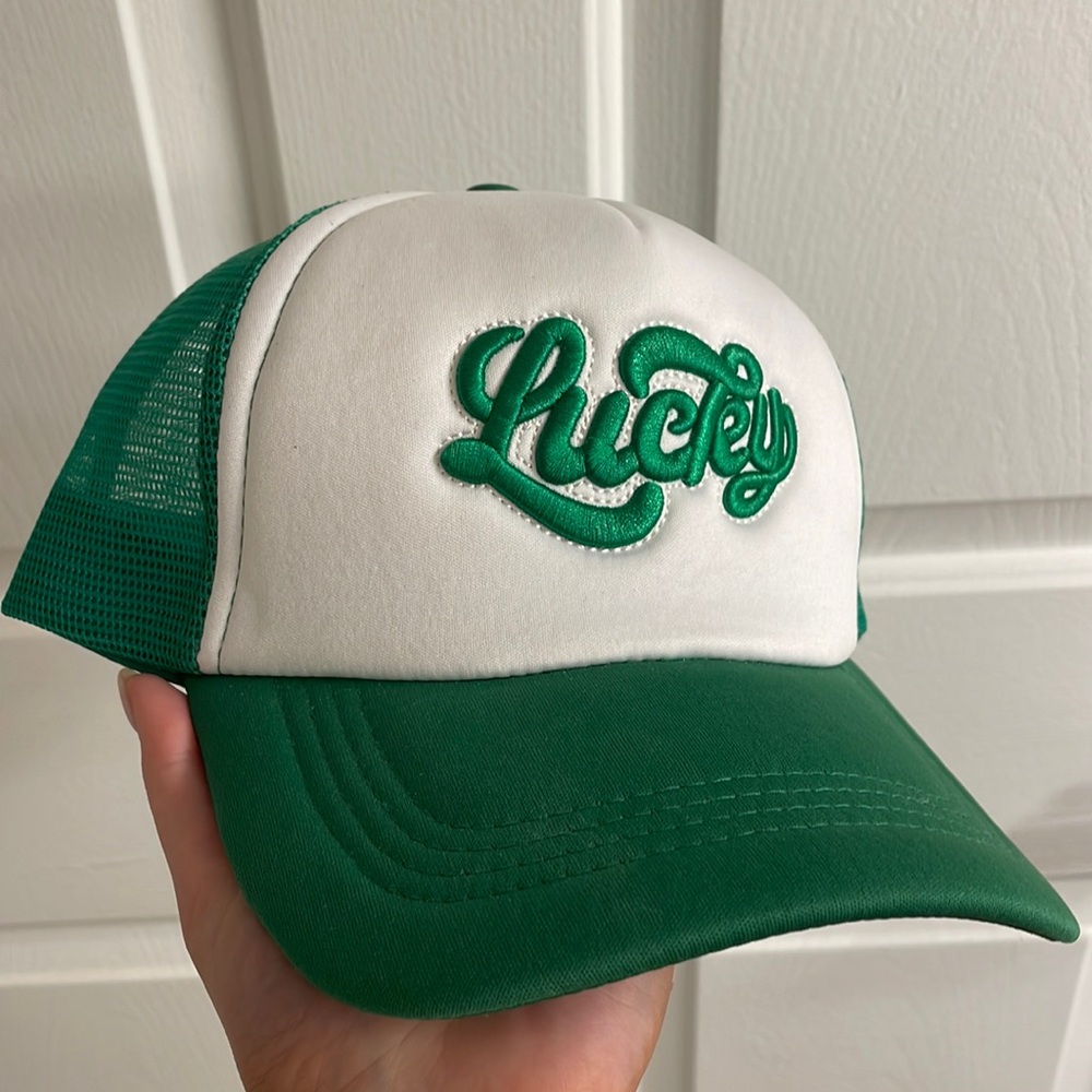 Trucker hat
